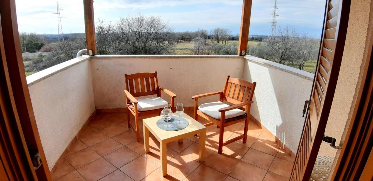 Apartments Demori Galižana Kültér fotó